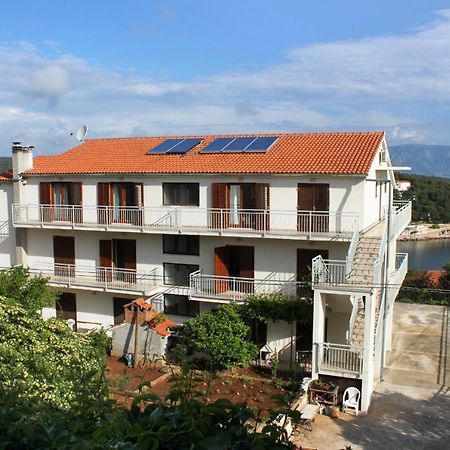 Apartments With A Parking Space Jelsa, Hvar - 8765 Jelsa  Zewnętrze zdjęcie