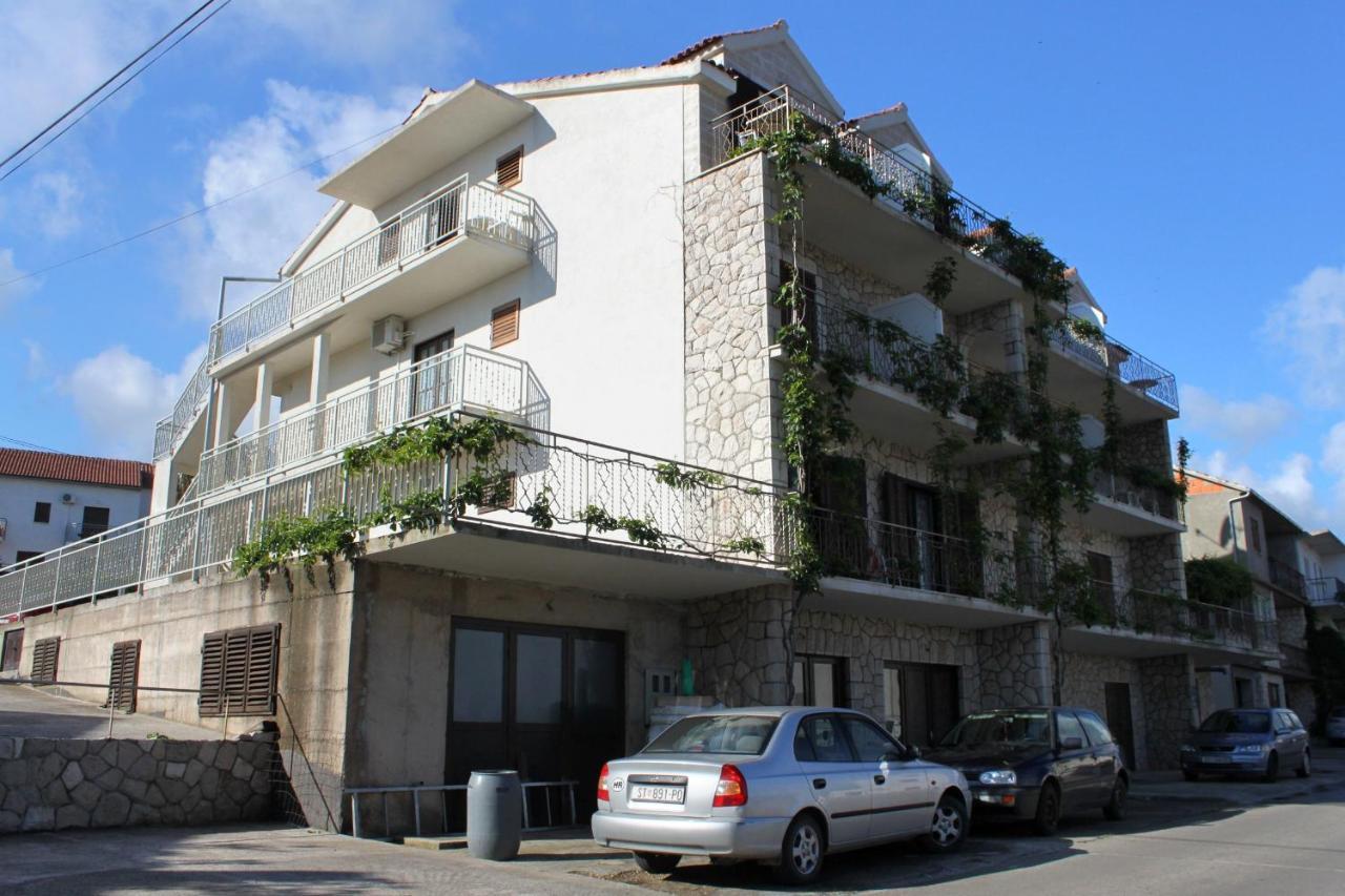 Apartments With A Parking Space Jelsa, Hvar - 8765 Jelsa  Zewnętrze zdjęcie