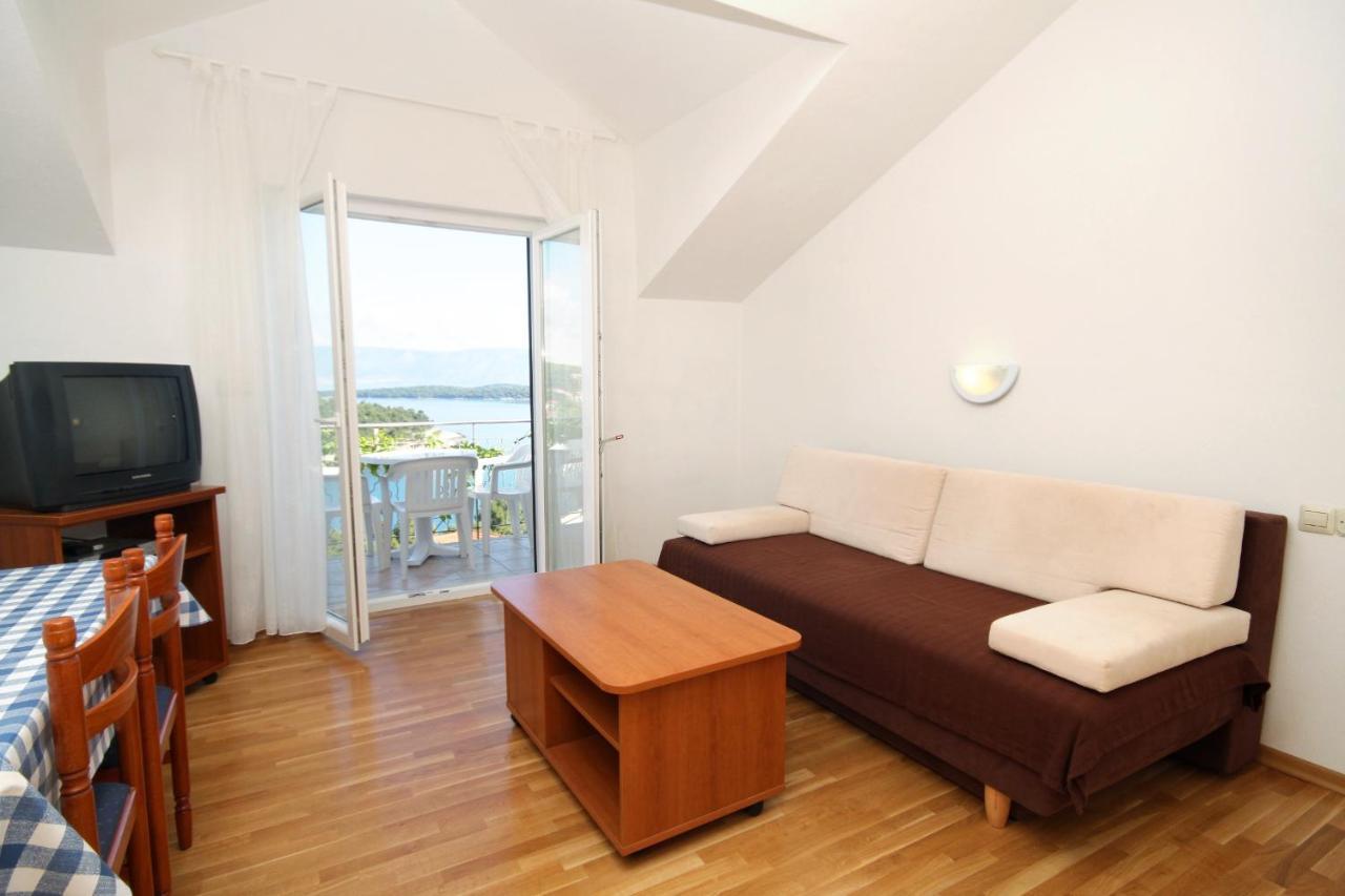 Apartments With A Parking Space Jelsa, Hvar - 8765 Jelsa  Zewnętrze zdjęcie