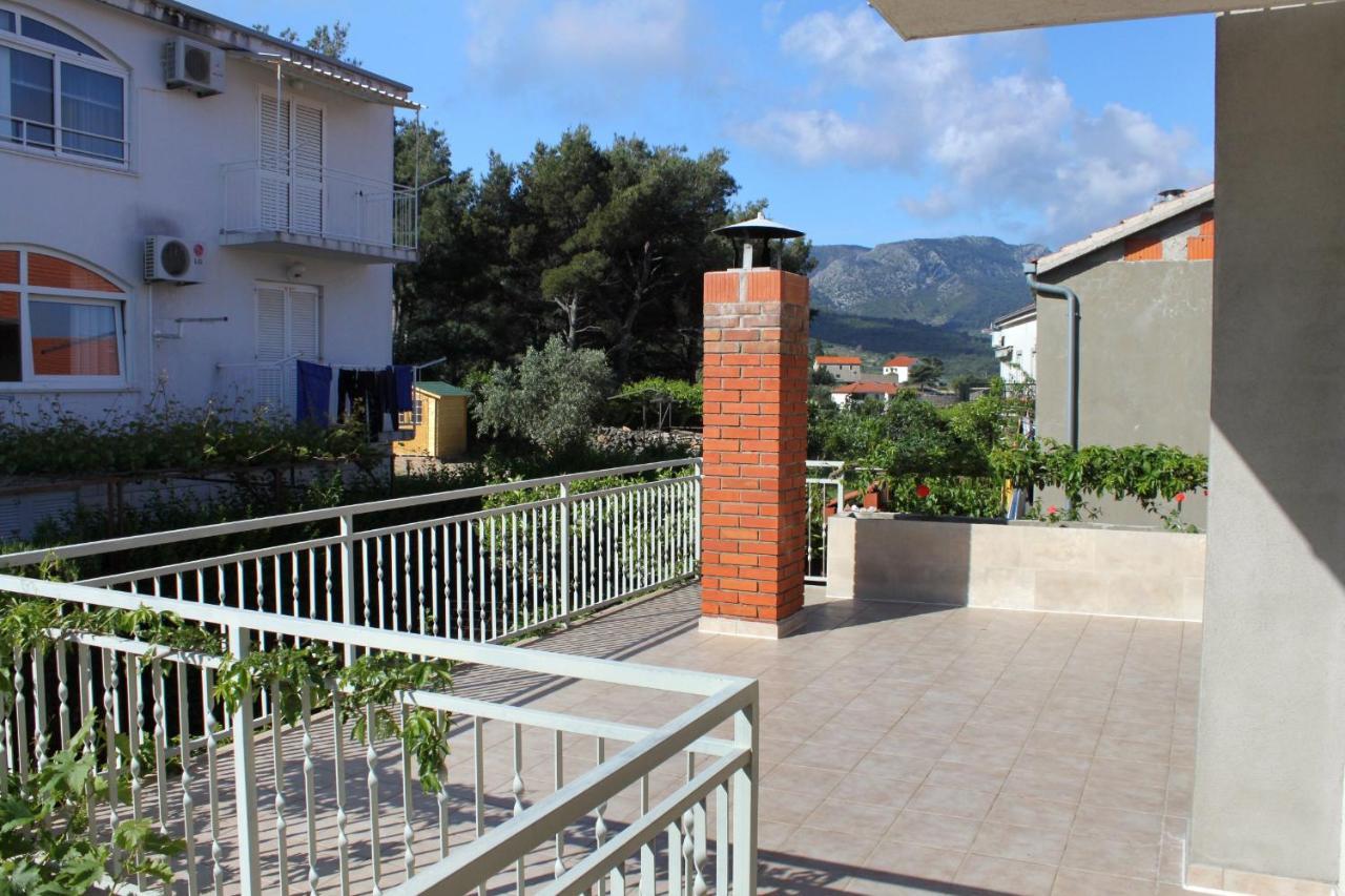 Apartments With A Parking Space Jelsa, Hvar - 8765 Jelsa  Zewnętrze zdjęcie