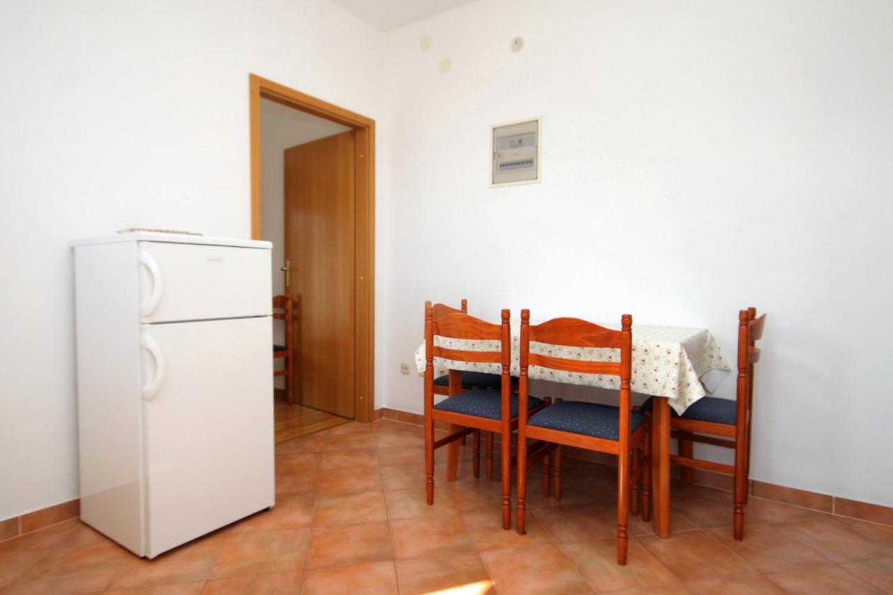 Apartments With A Parking Space Jelsa, Hvar - 8765 Jelsa  Zewnętrze zdjęcie