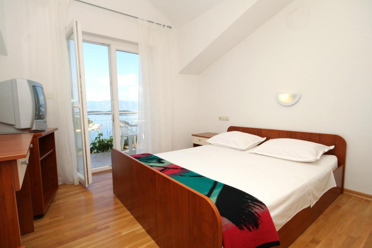 Apartments With A Parking Space Jelsa, Hvar - 8765 Jelsa  Zewnętrze zdjęcie